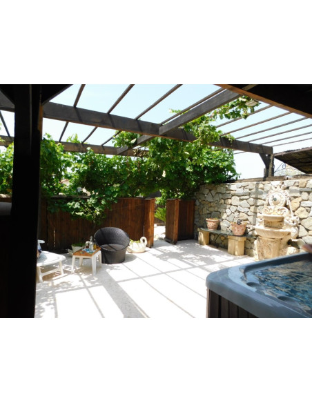 One hour of outdoor Spa for family relaxation